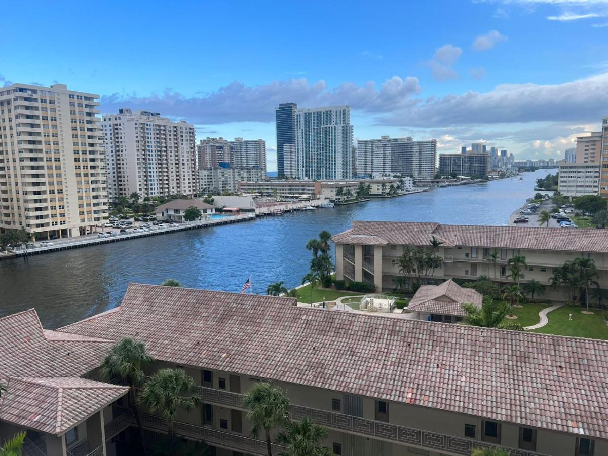 Beachwalk 1B-1B Apmt Amazing View 12A Hallandale Beach Bagian luar foto