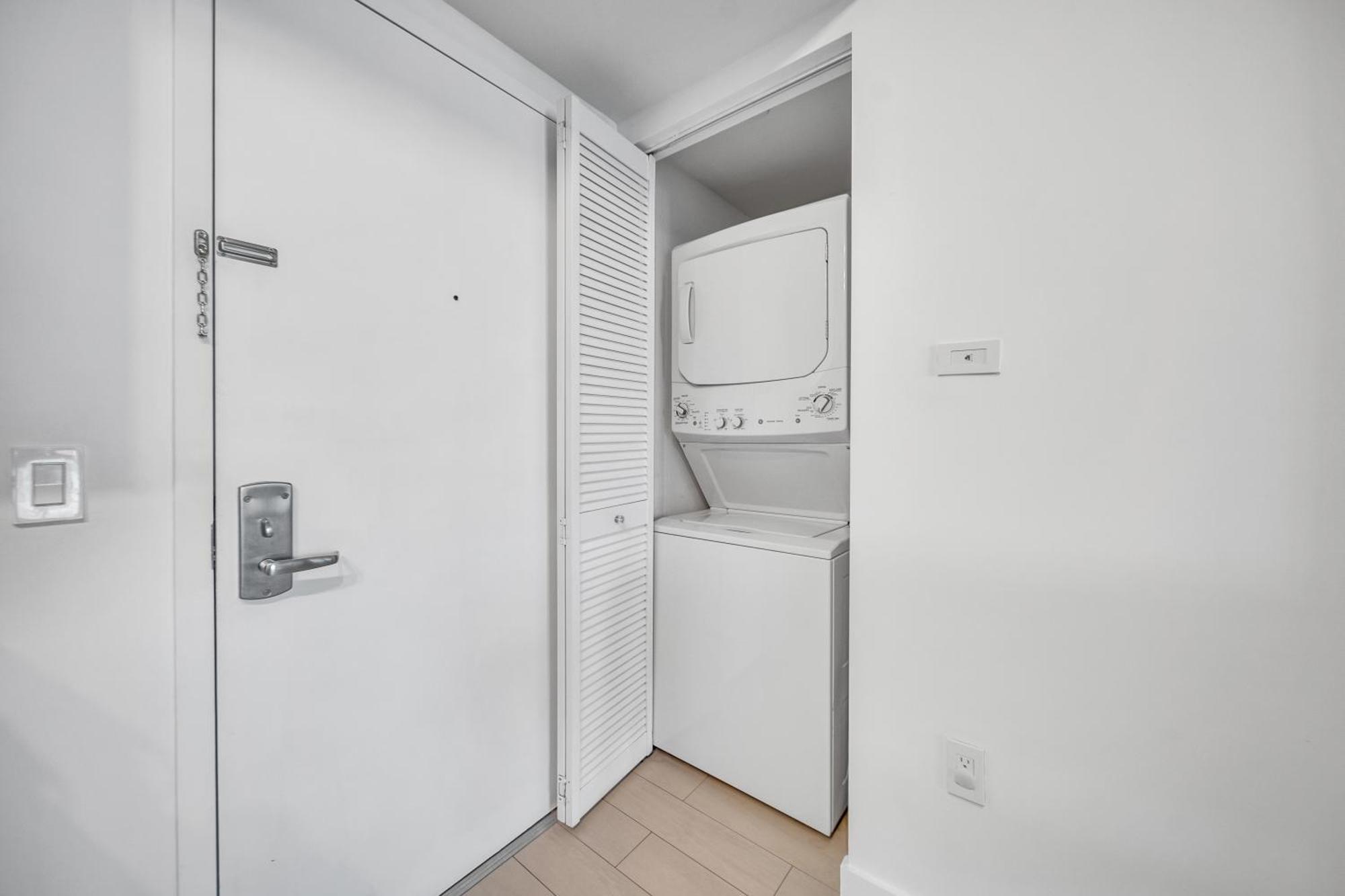Beachwalk 1B-1B Apmt Amazing View 12A Hallandale Beach Bagian luar foto